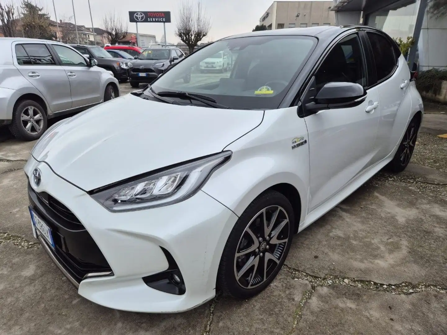Toyota Yaris 1.5 Hybrid 5 porte Style Head Up +TECH PACK Bianco - 1