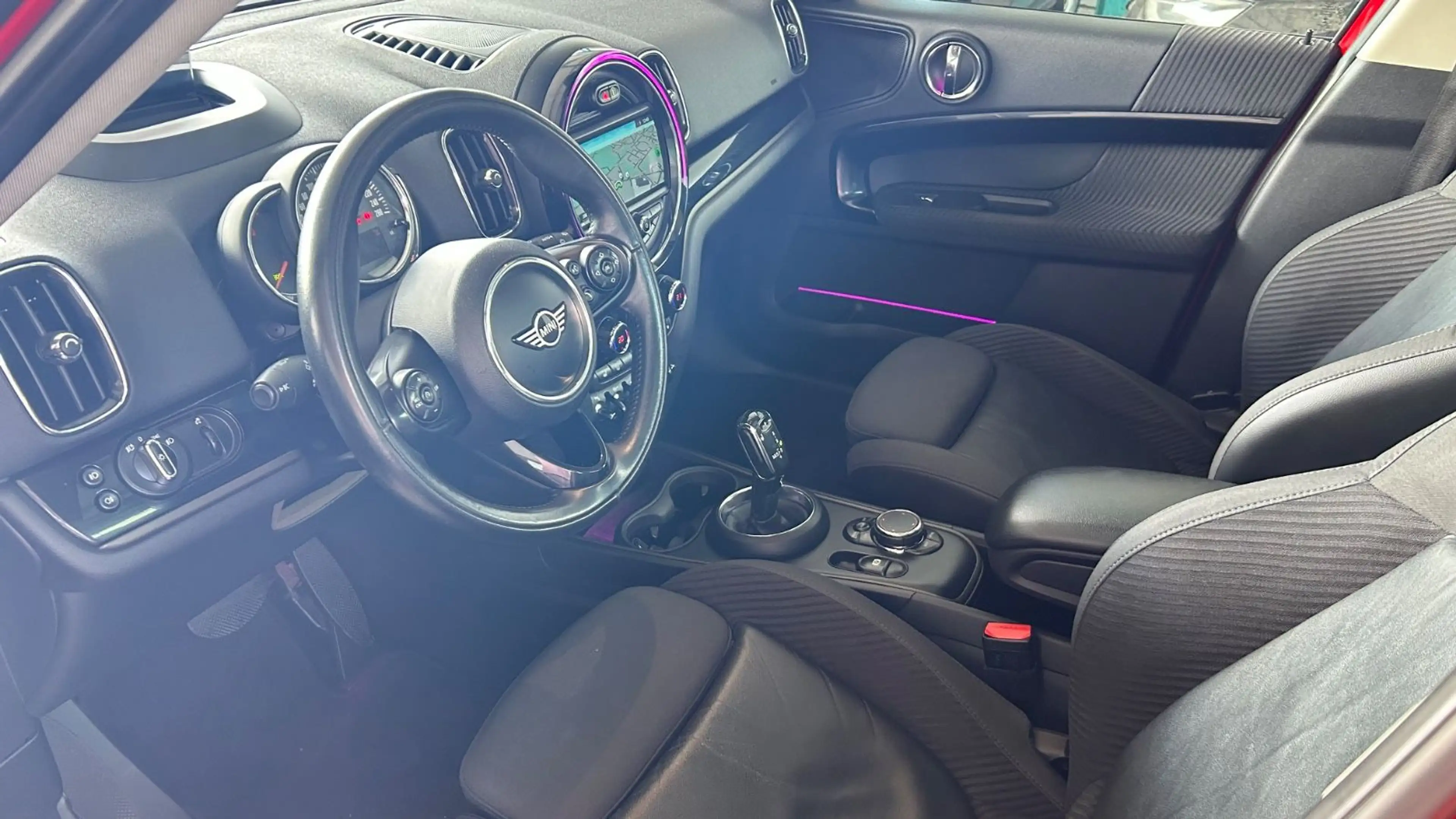 MINI Cooper SD Countryman Cooper SD All4 — photo 11
