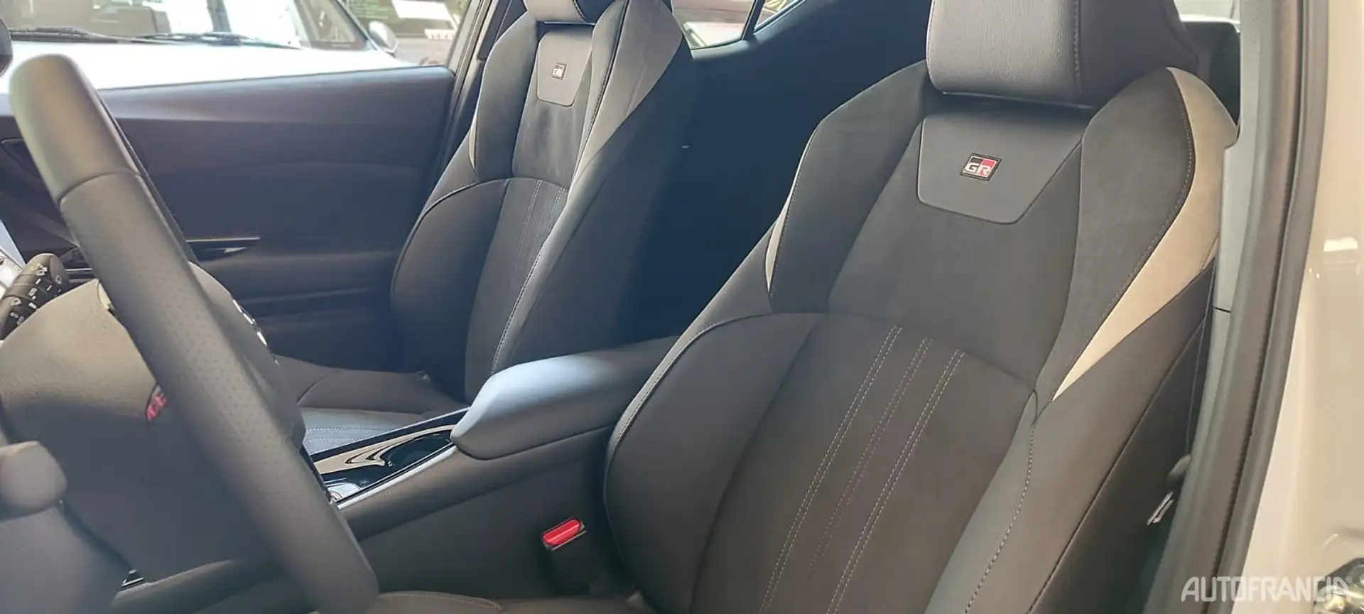 Toyota C-HR - 1.8 HYBRID GR-SPORT Gris - 2