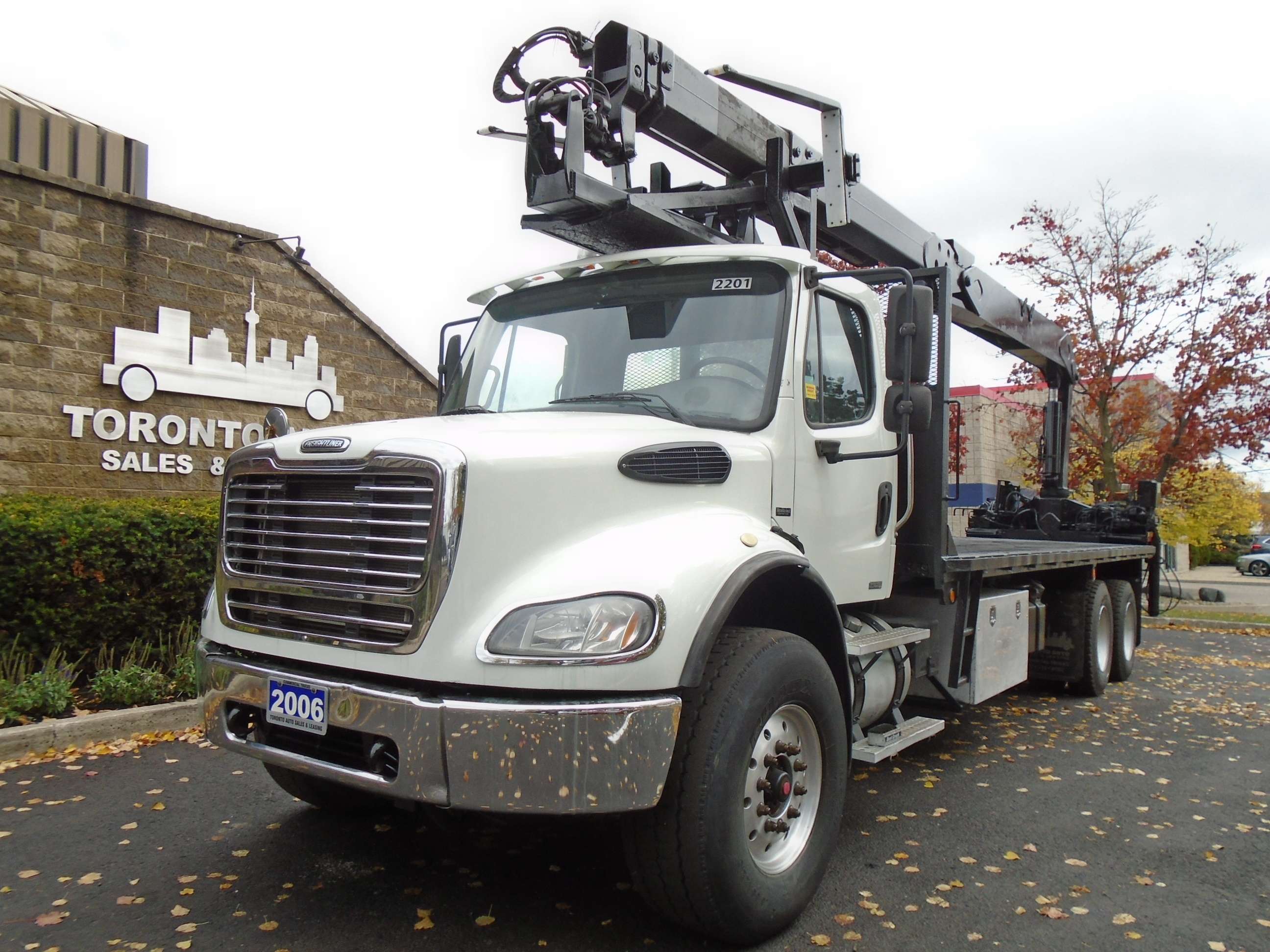 2006 Freightliner Business Class M2