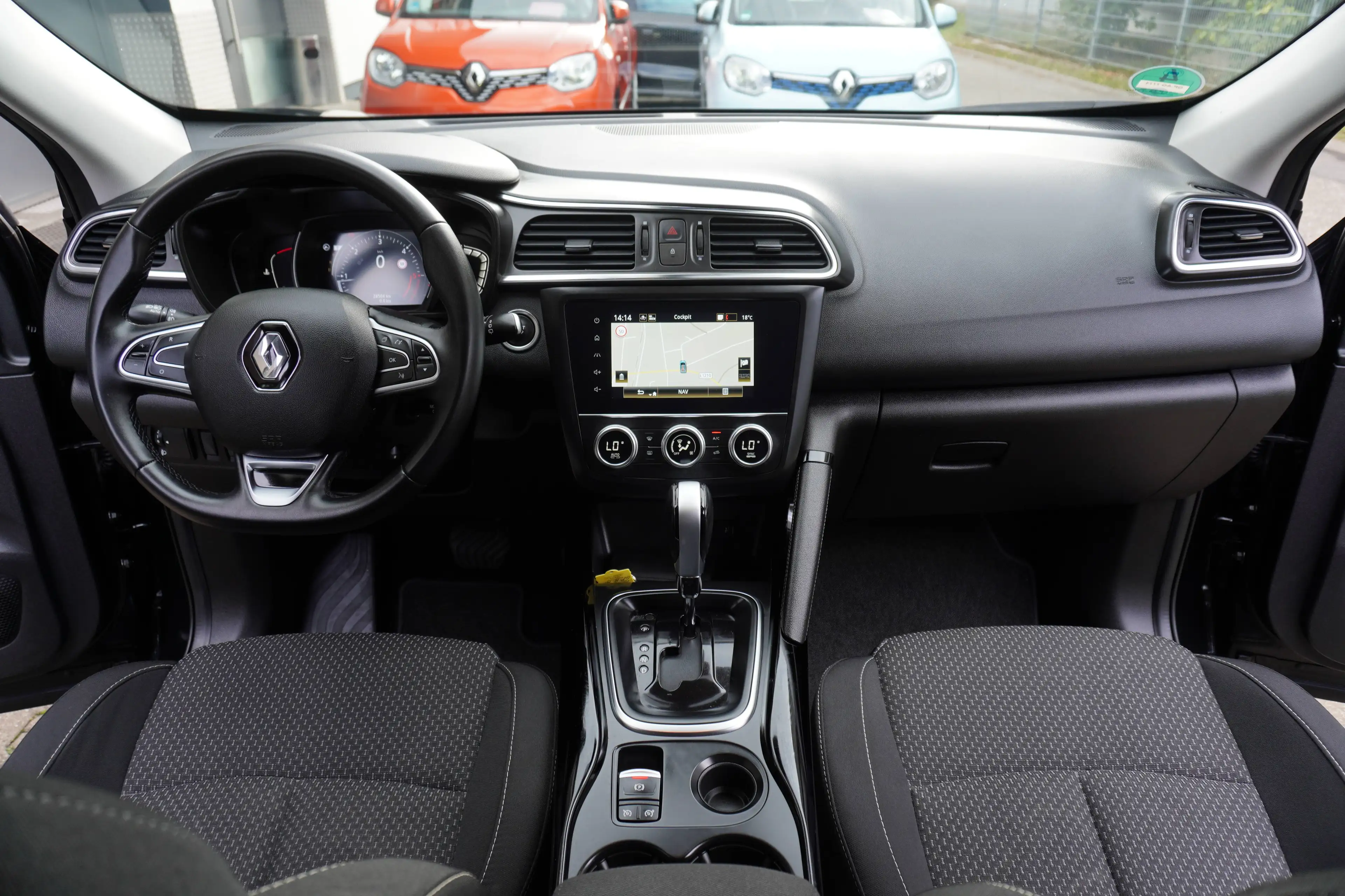 Renault Kadjar 1.5 dCi Zen EDC KLIMA+NAVI+PDC+ALU+1.Hd+Org.28.Tkm — photo 12