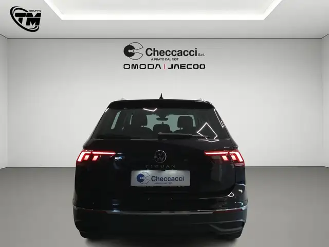 Volkswagen Tiguan view 7