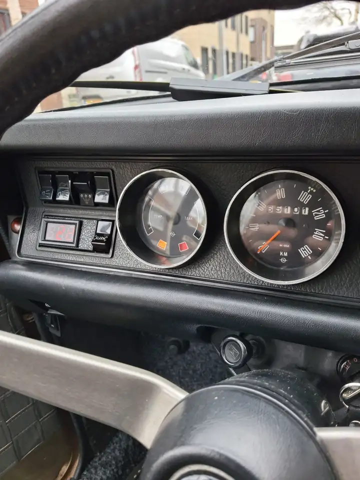 Opel Kadett 1.2S, foto 10