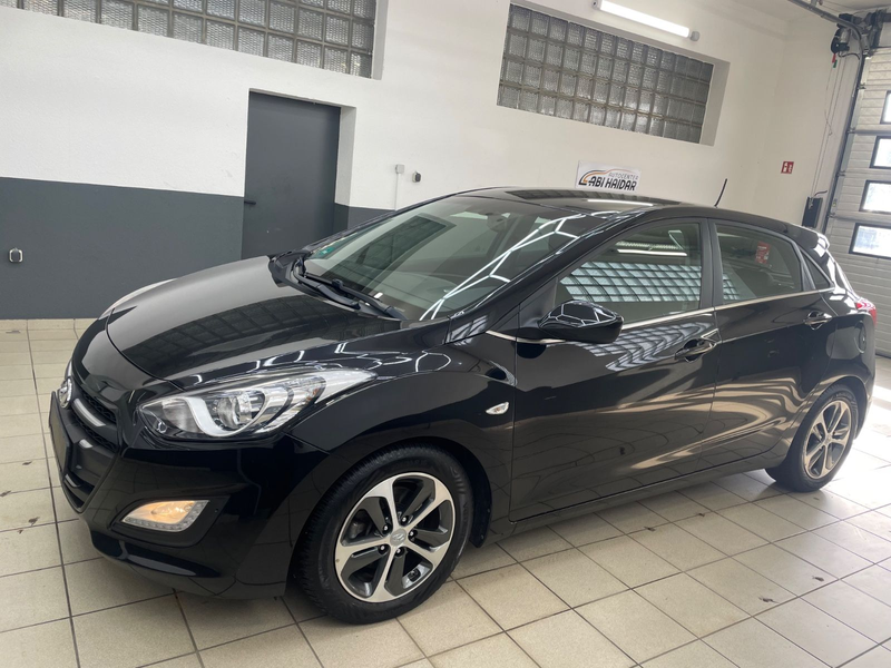 Hyundai i30 blue 1.6 GDI Trend — photo 3