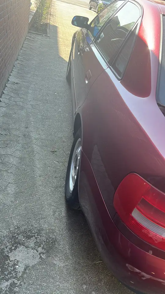 Audi A4 1.6, foto 3