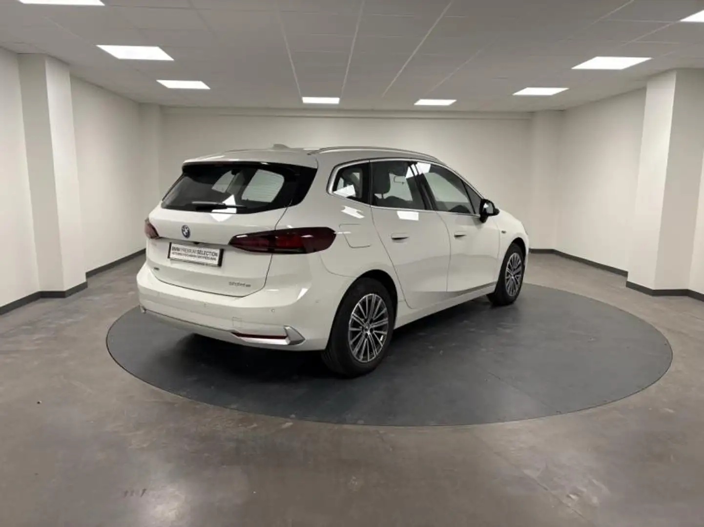 BMW 225 225e 245ch xDrive Luxury DKG7 Blanc - 2
