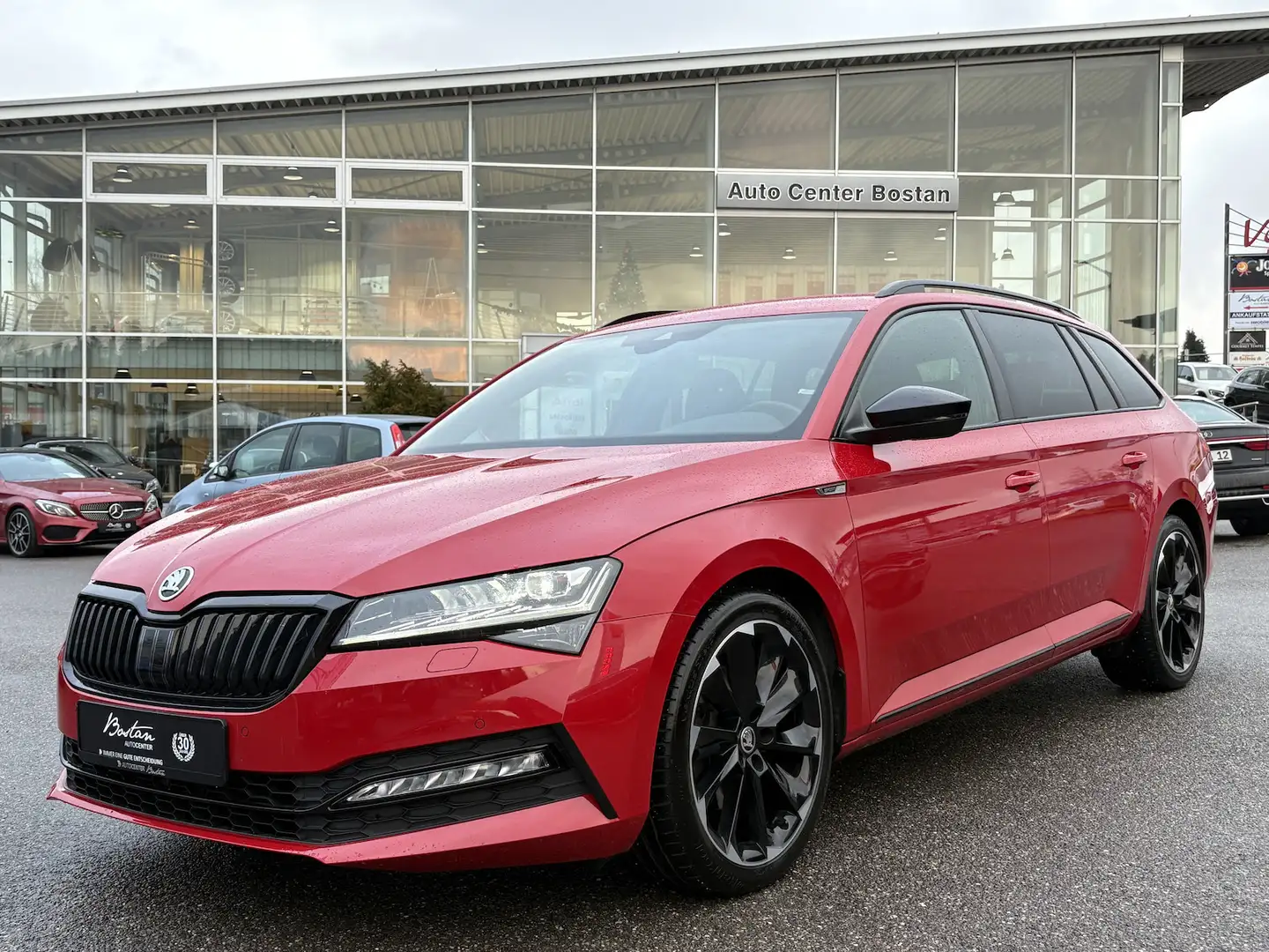Skoda Superb 2.0 TSI Sportline MEMORY/KAMERA/NAVI/DSG Rouge - 2
