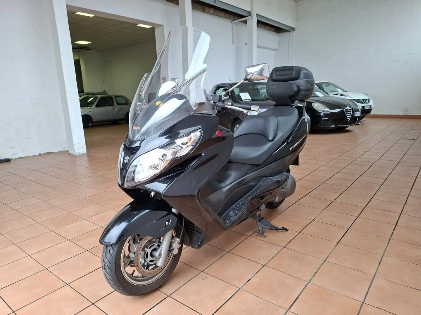 Suzuki Burgman 400 Nero - 2