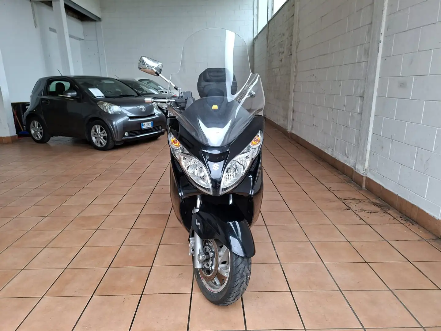 Suzuki Burgman 400 Nero - 1