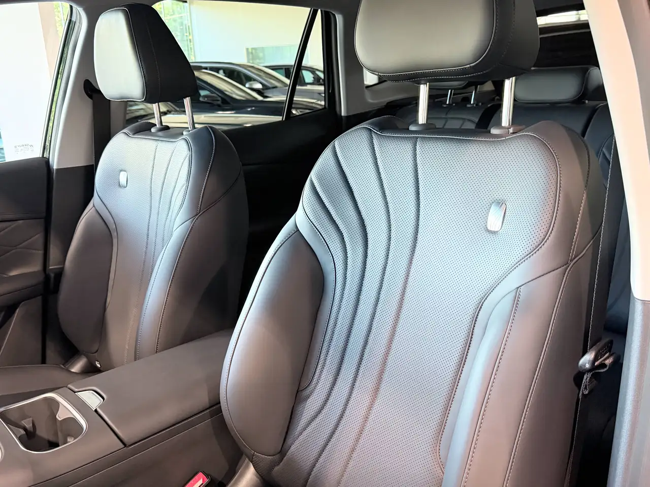 Geely Starray EM-i 2026
