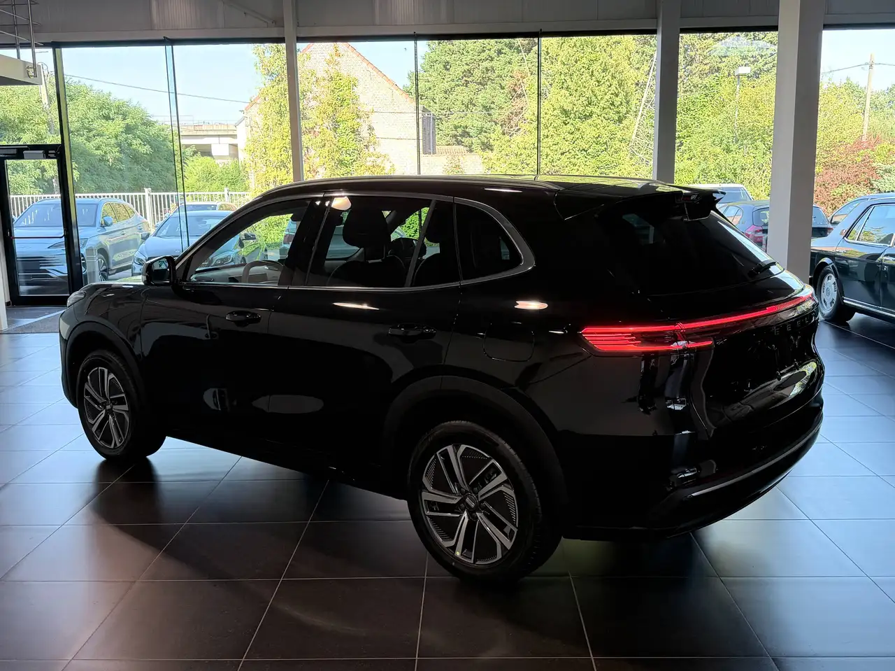 Geely Starray EM-i 2026