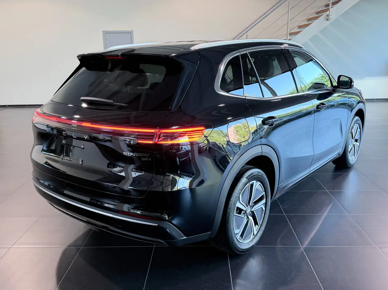 Geely Starray EM-i 2026