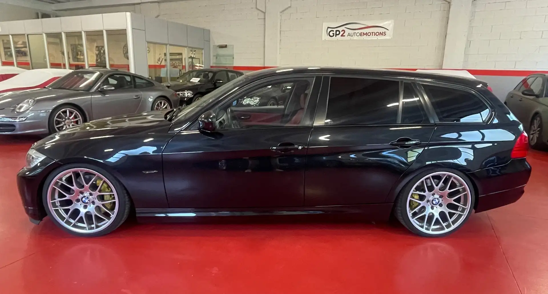 BMW 320 Serie 3 E91 Touring 320d Touring Attiva FL Schwarz - 2