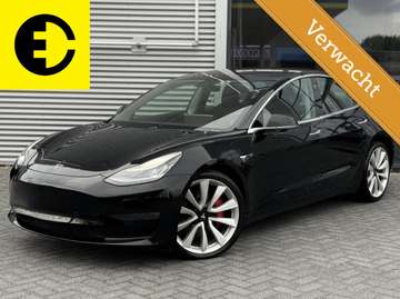 Performance AWD 75 kWh | 250 Kwh snelladen | Stoel