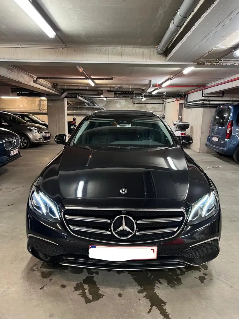 Mercedes-Benz E 220 - 1