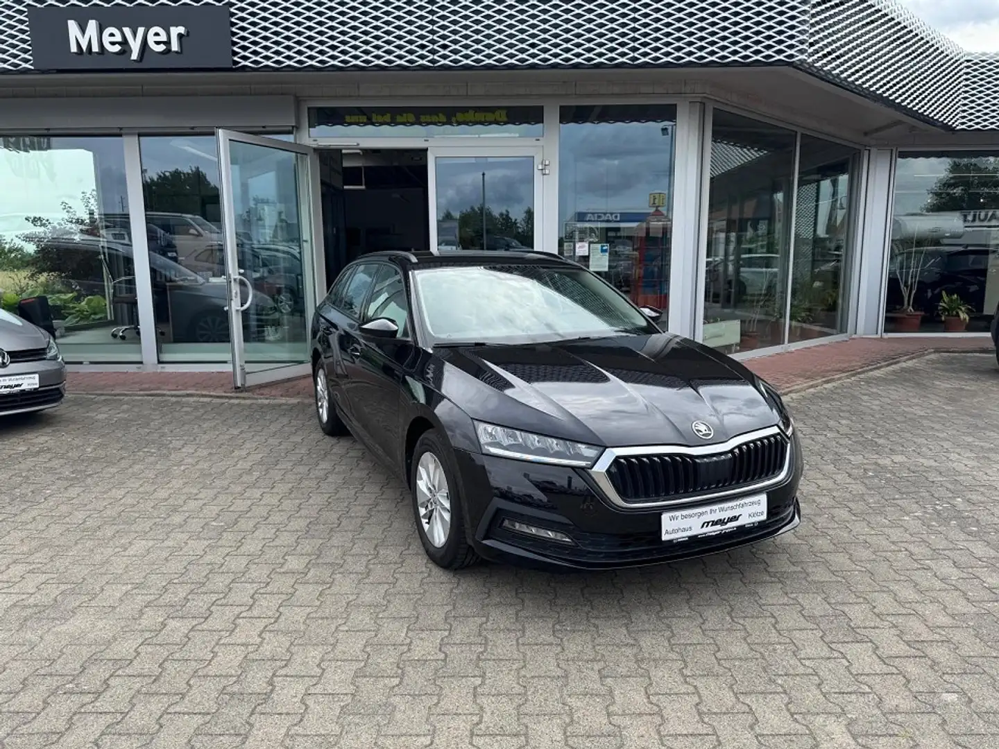 Skoda Octavia Combi 2.0 TDI Ambition Ambition Schwarz - 1