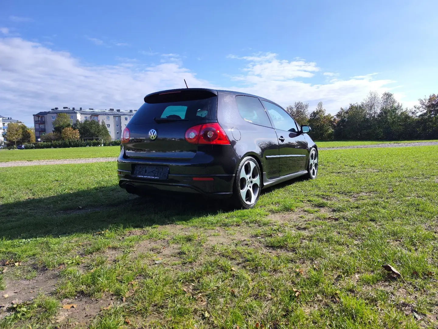 Volkswagen Golf GTI 2.0 DSG Schwarz - 2