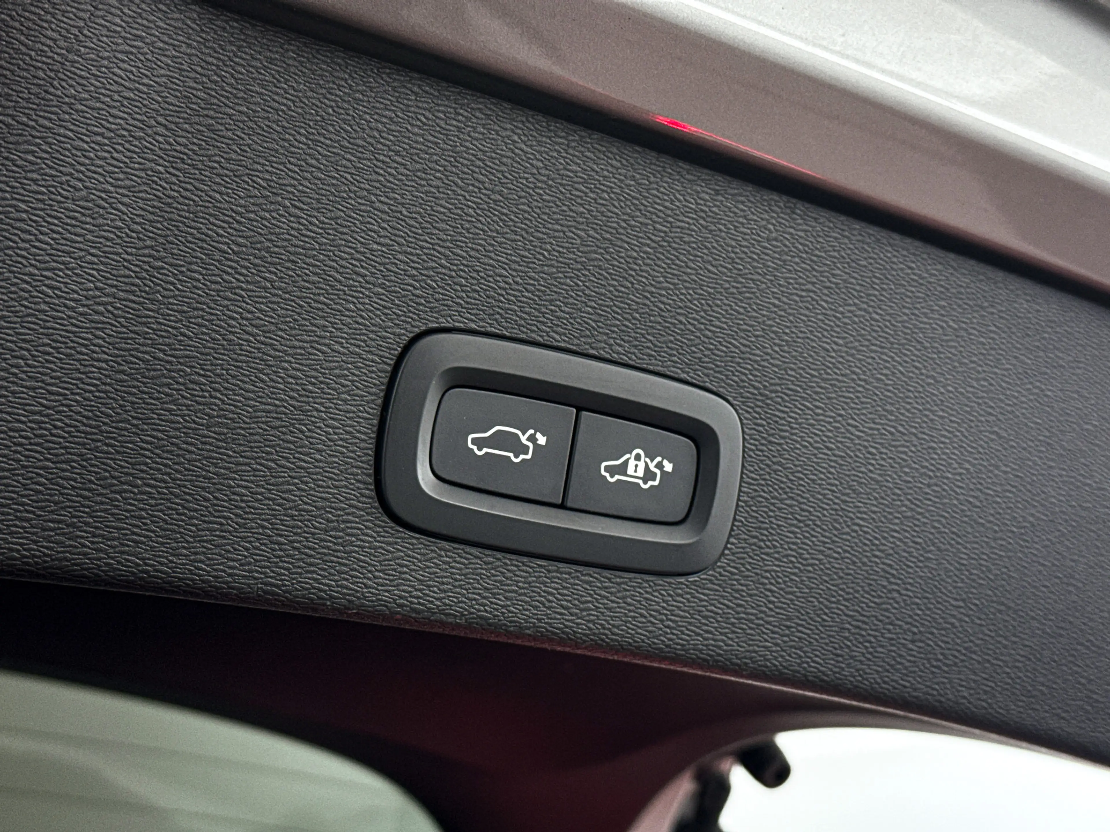 Volvo C40 Recharge Ultimate 69 kWh | SOH 95% | Panoramadak | — photo 14