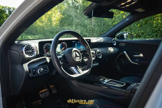 Mercedes-Benz A-Class view 14
