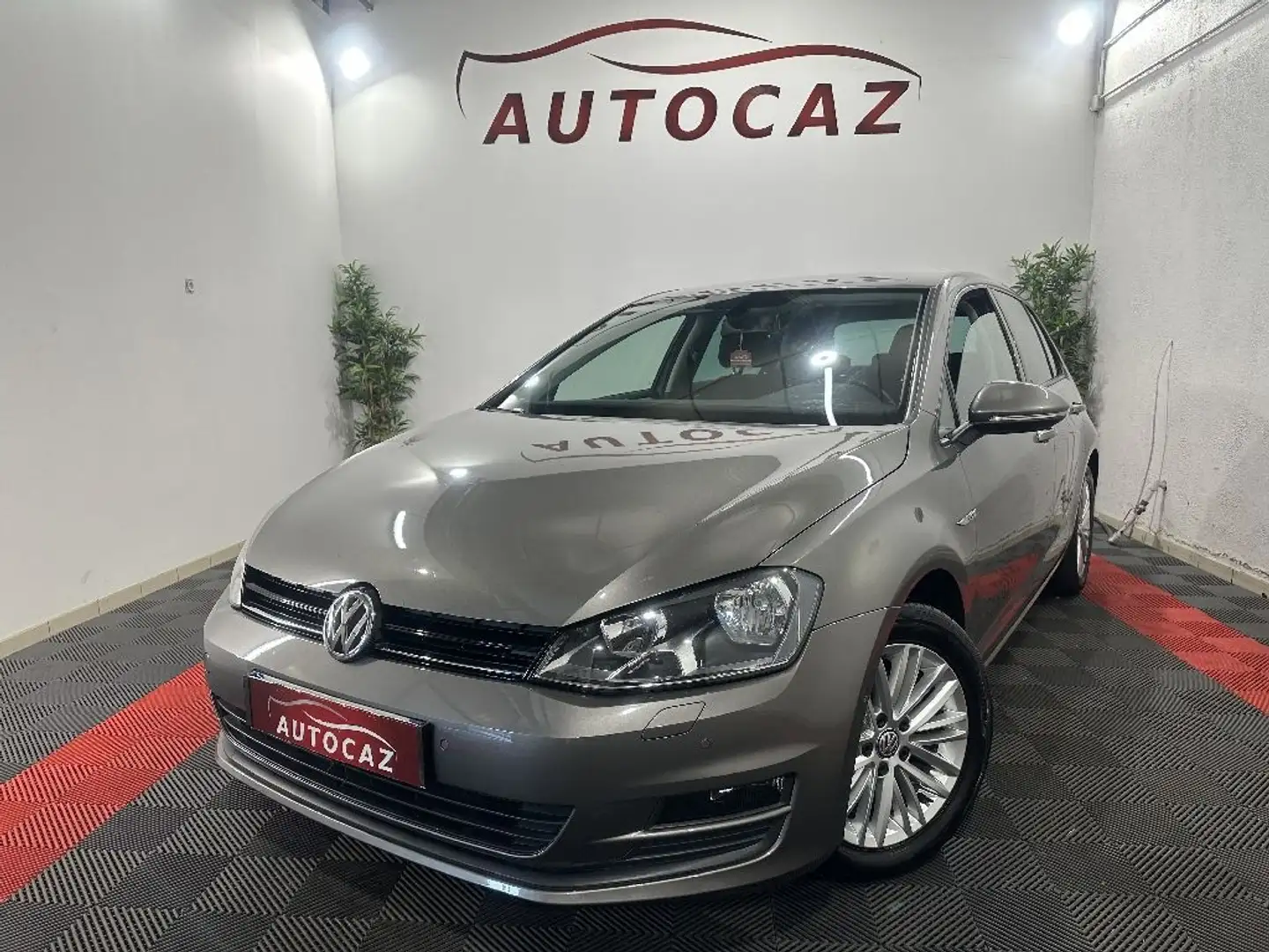 Volkswagen Golf 1.6 TDI 105 BlueMotion Technology Cup Gris - 1