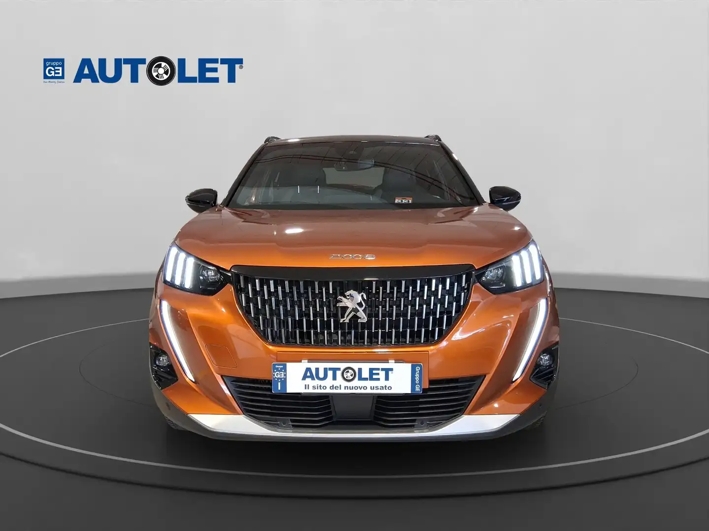 Peugeot 2008 1.2 puretech GT s Oranžová - 2