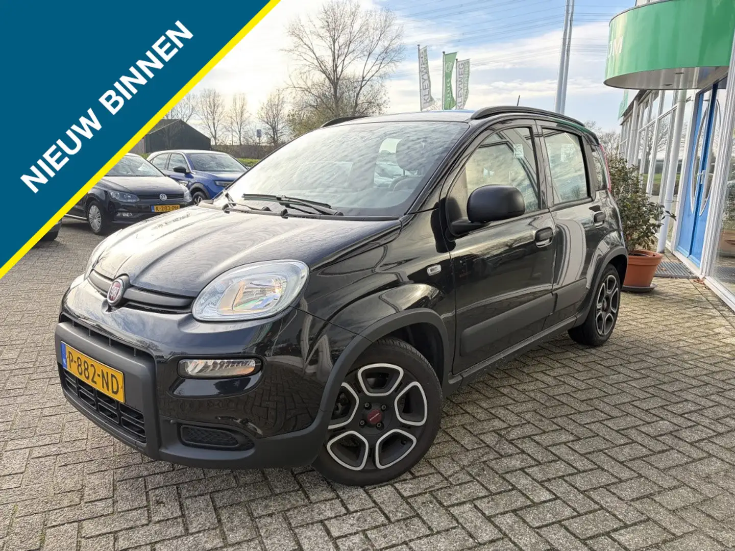Fiat Panda 1.0 Hybr. City Life, Bluetooth, Airco, 5 persoons Noir - 1