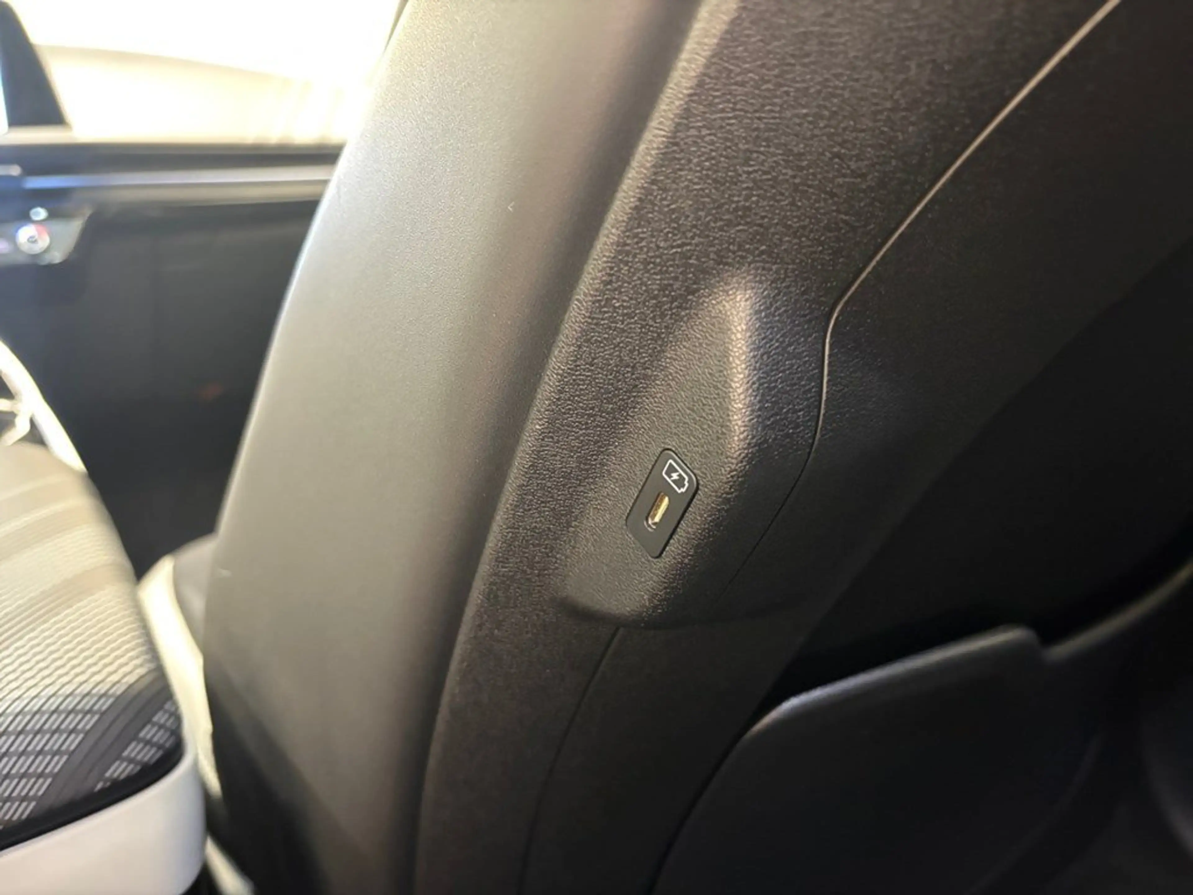 Kia EV6 GT Line FWD — photo 14