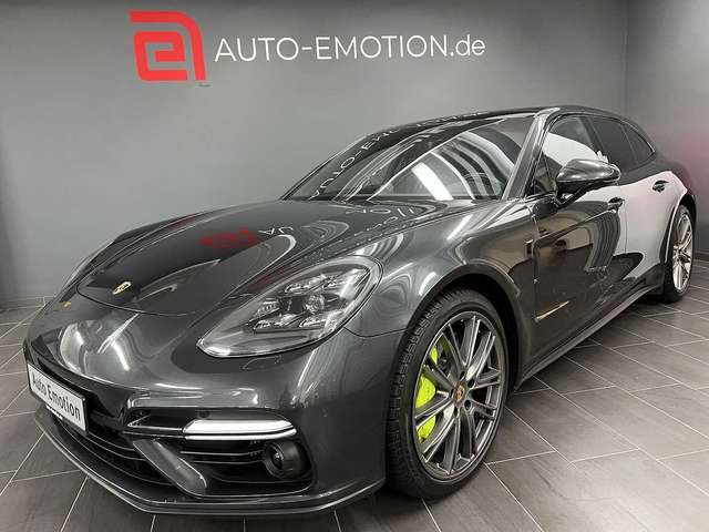Imagine Porsche Panamera Turbo S E-Hybrid Sport Turismo Keramik