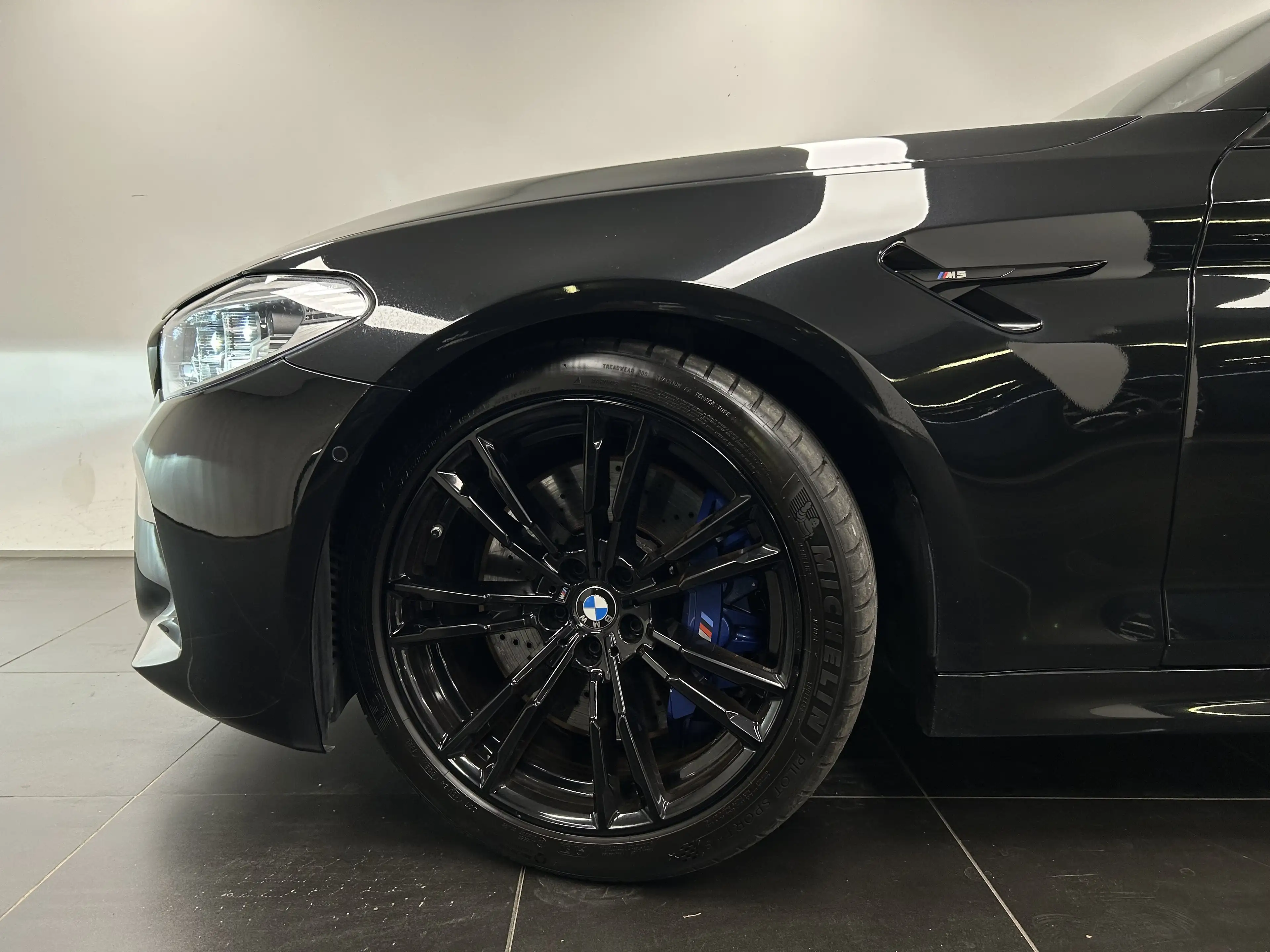 BMW M5 Limousine Com. Paket M Drivers P. Harman/Kardon Ko — photo 9