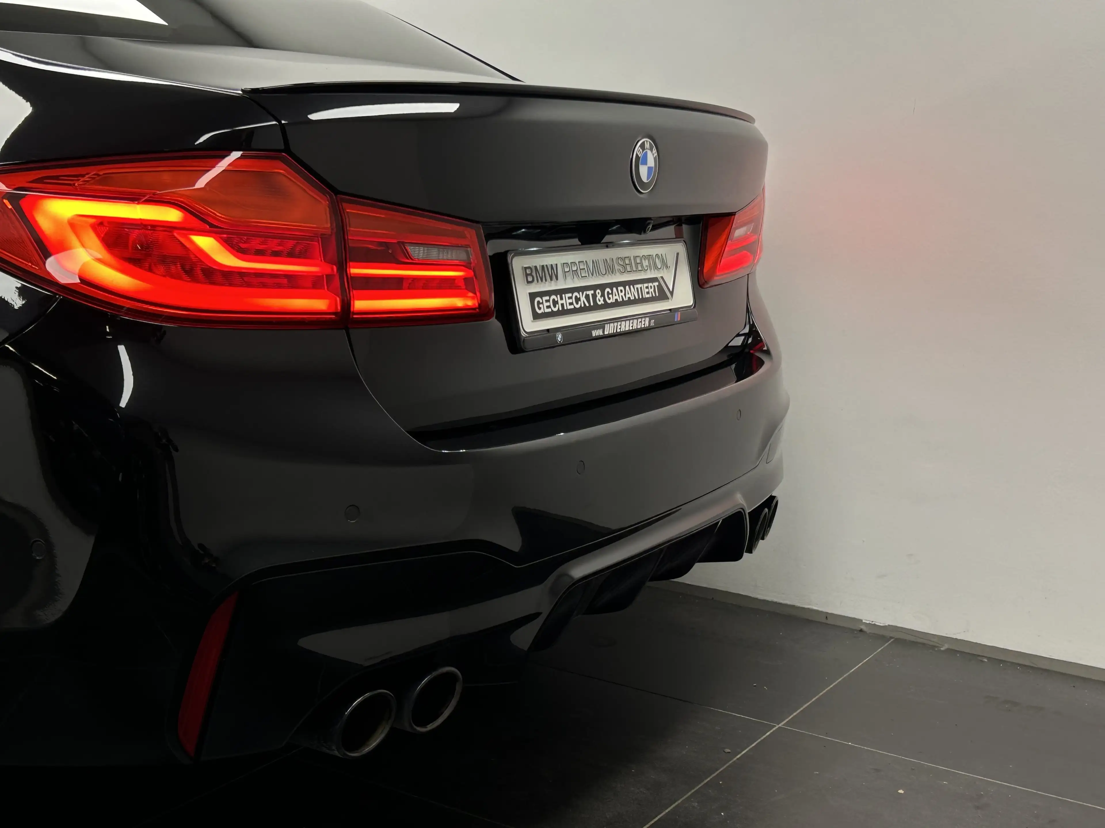 BMW M5 Limousine Com. Paket M Drivers P. Harman/Kardon Ko — photo 14
