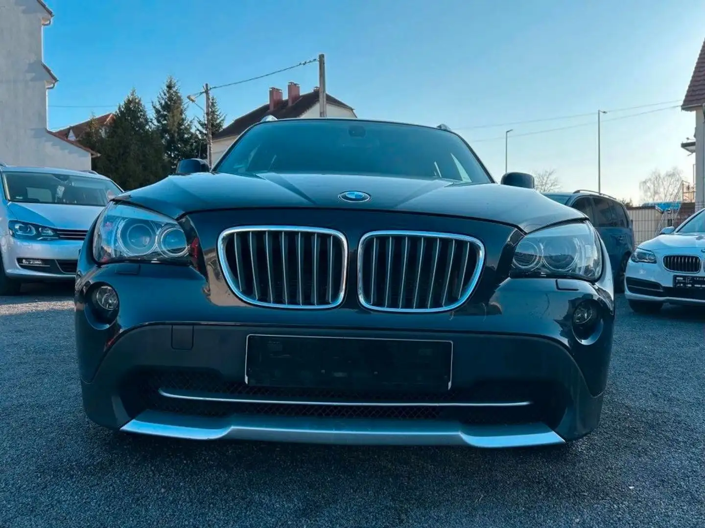 BMW X1 xDrive 23d BI-XENON + AUT + PDC + SHZ + LEDER Negro - 2