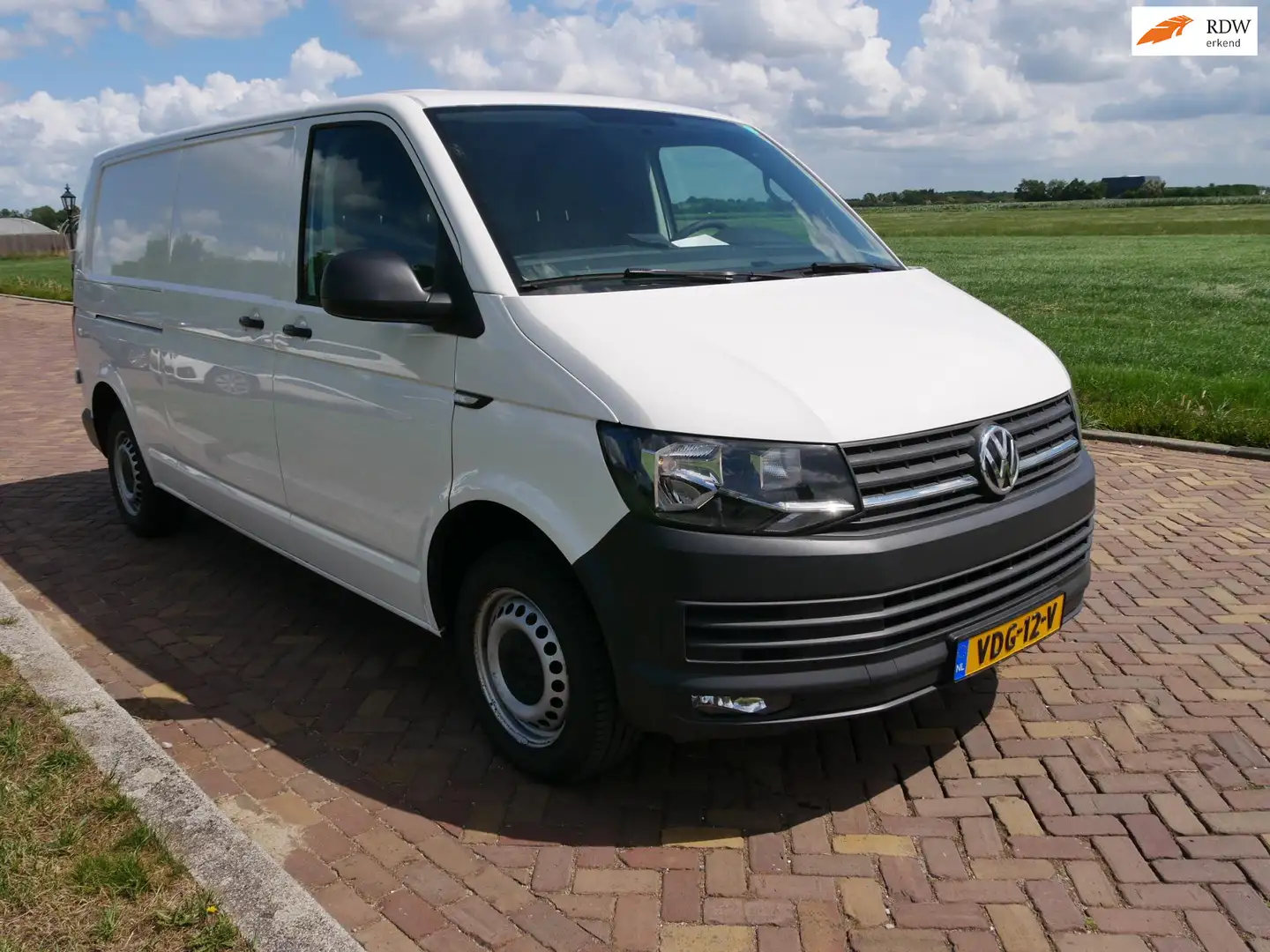 Volkswagen Transporter 2.0 TDI L2H1 Highline 110kW 3-SEATS AC NAVI ** 999 Wit - 1