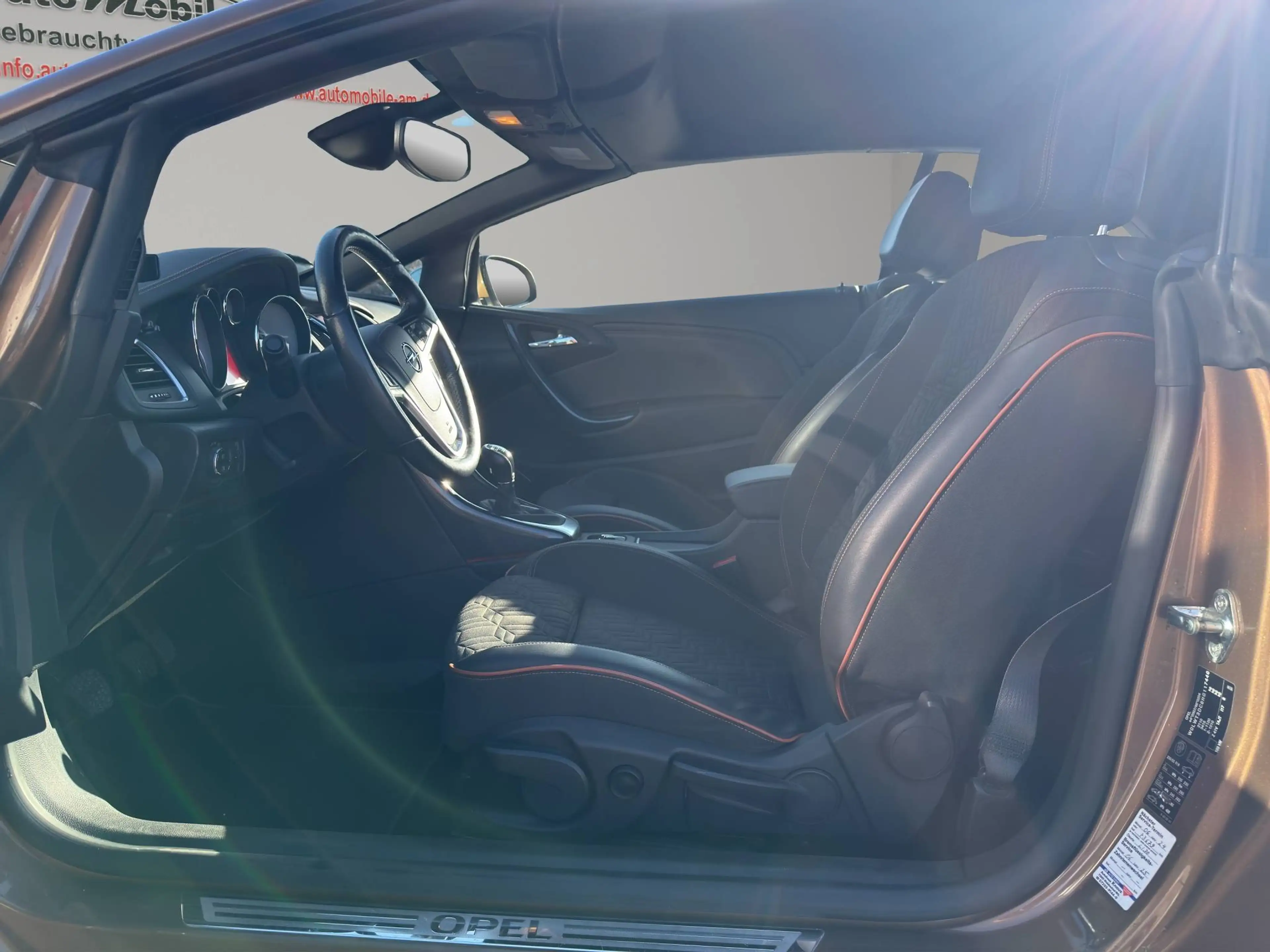 Opel Cascada Innovation ecoFlex — photo 11