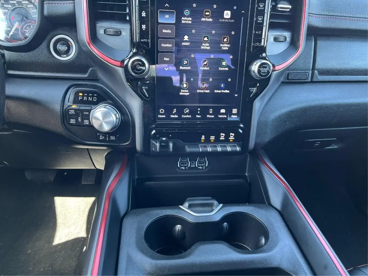 RAM 1500 снимка RAM 1500