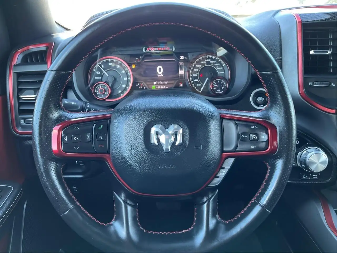 RAM 1500 снимка RAM 1500