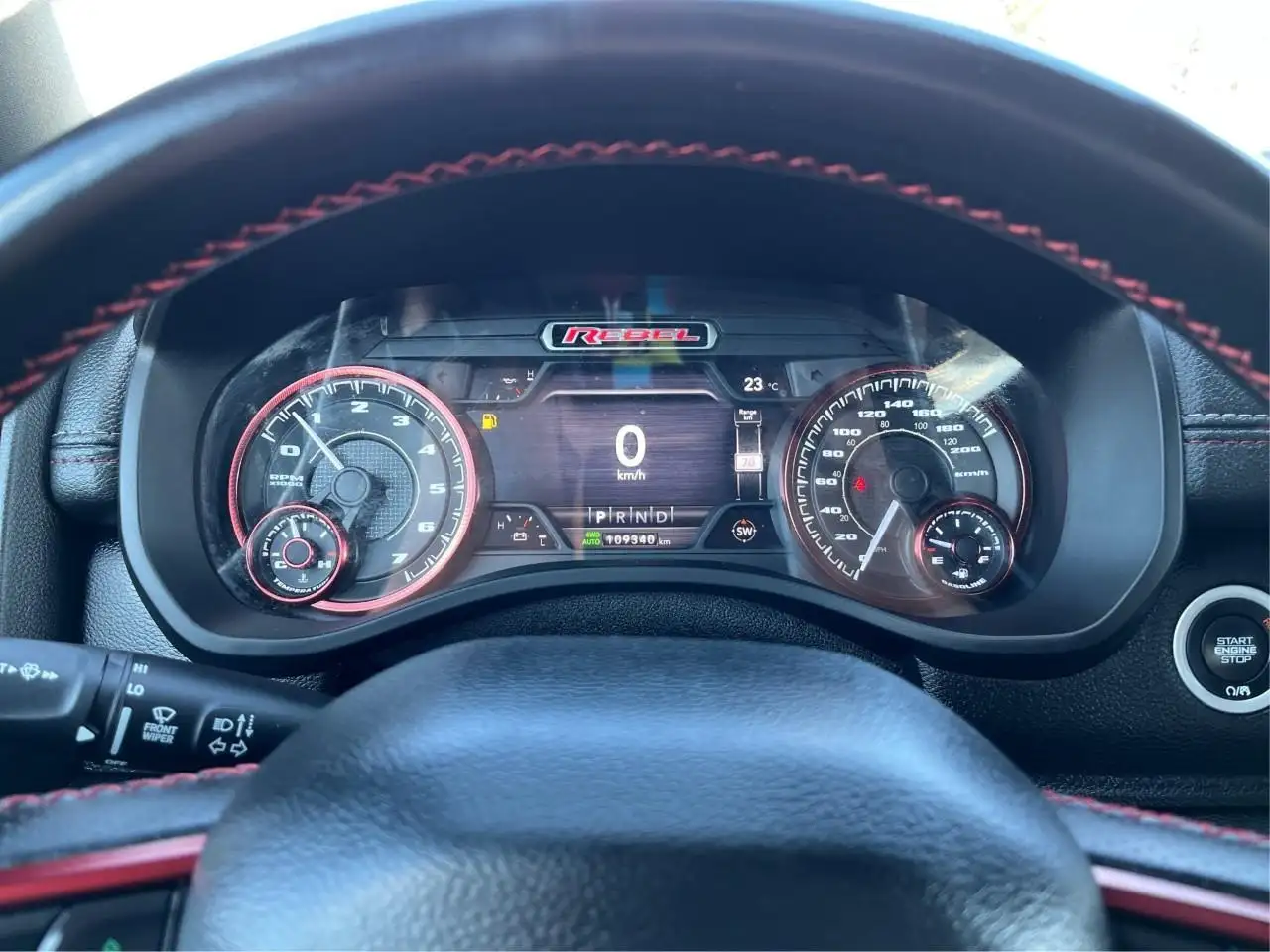 RAM 1500 снимка RAM 1500