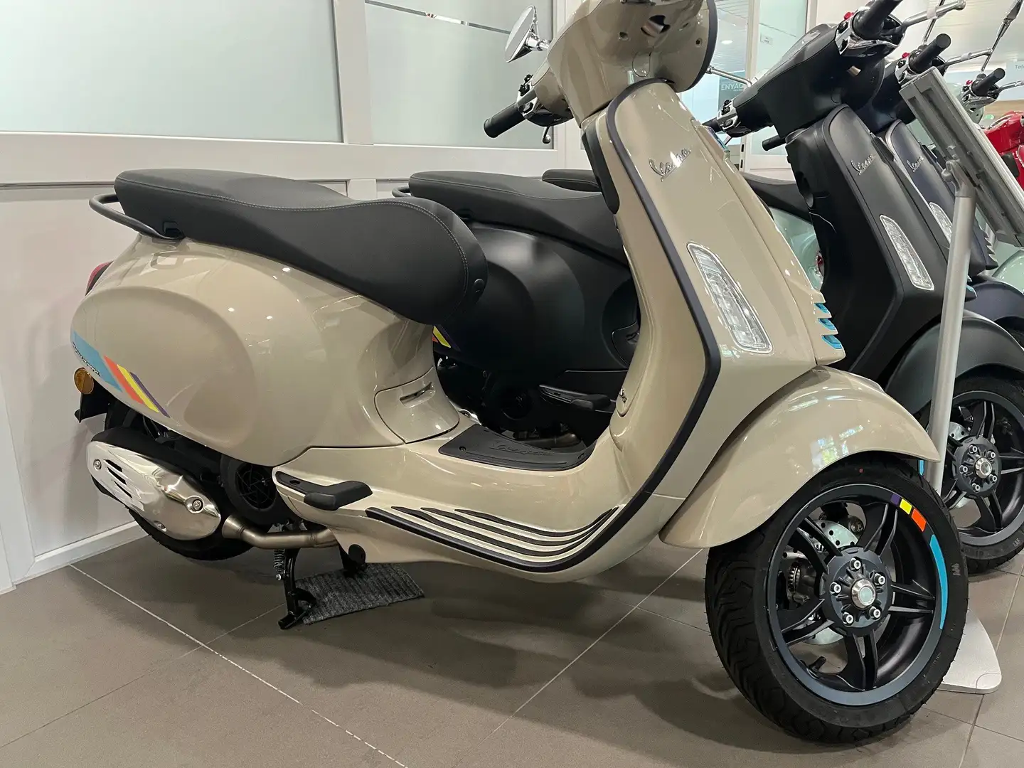 Vespa Primavera 125 Primavera 125 S E5+ " mehrere Farben möglich " Bej - 1