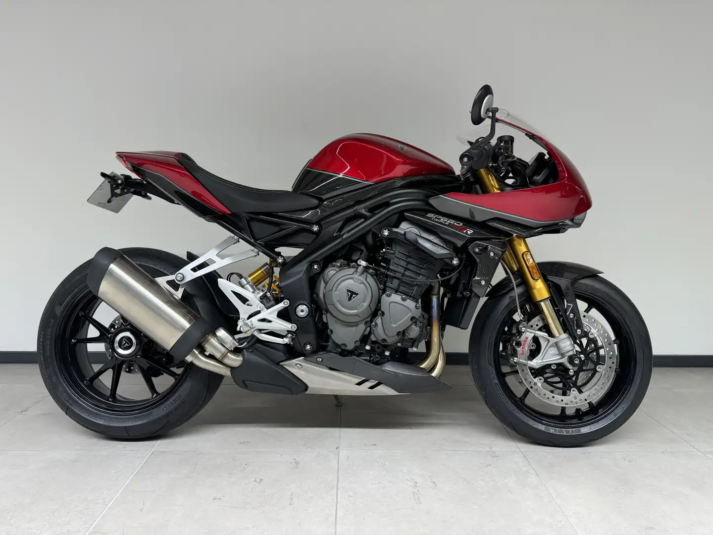 Triumph Speed Triple 1200 RR Червоний - 1