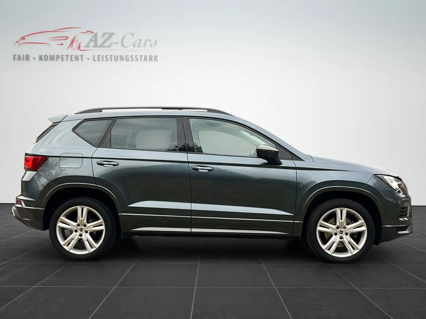 SEAT Ateca FR *DSG*ACC*VIRTUAL*PANORAMA*LED*KAMERA* Grau - 1