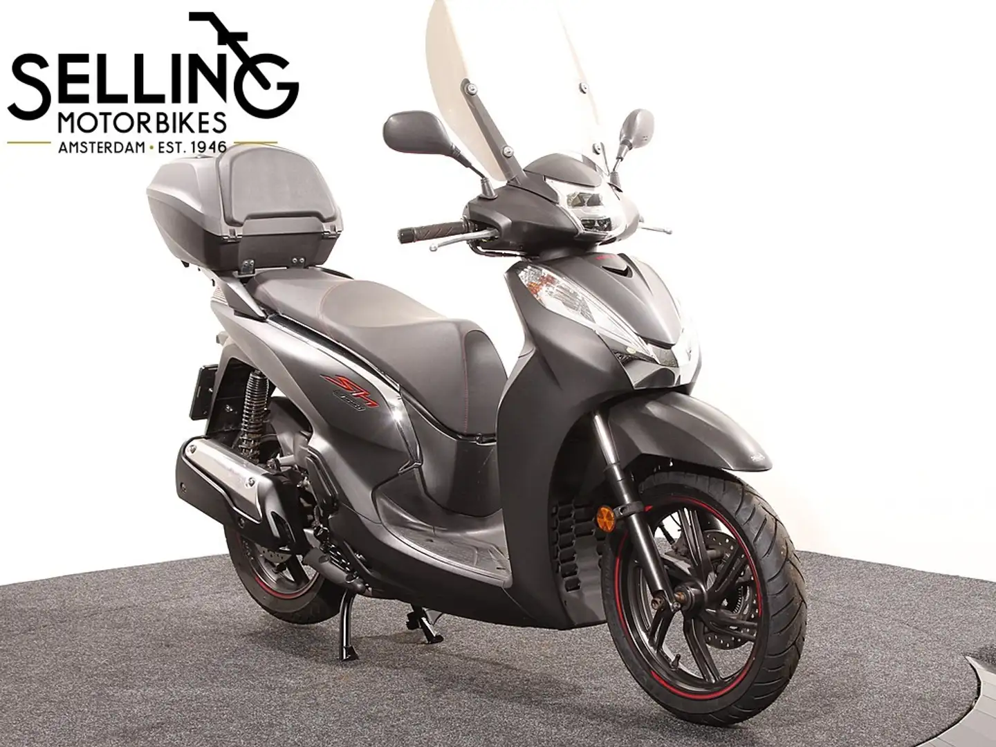 Honda SH 300 ABS Fekete - 2