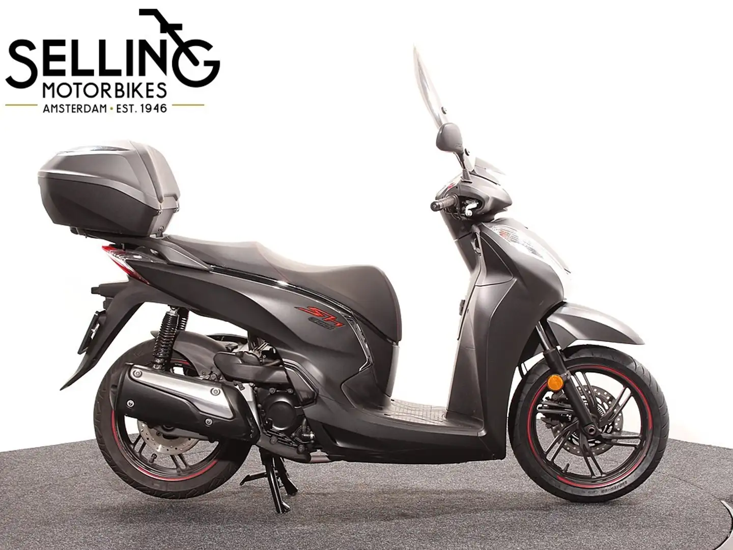 Honda SH 300 ABS Fekete - 1