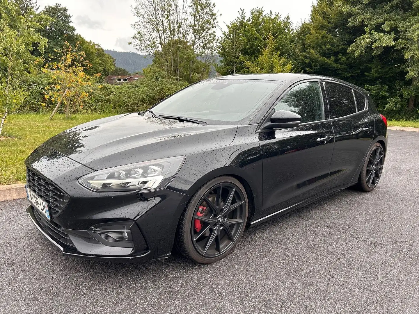 Ford Focus 1.5 ECOBOOST 150CH STOP\u0026START ST LINE Schwarz - 1