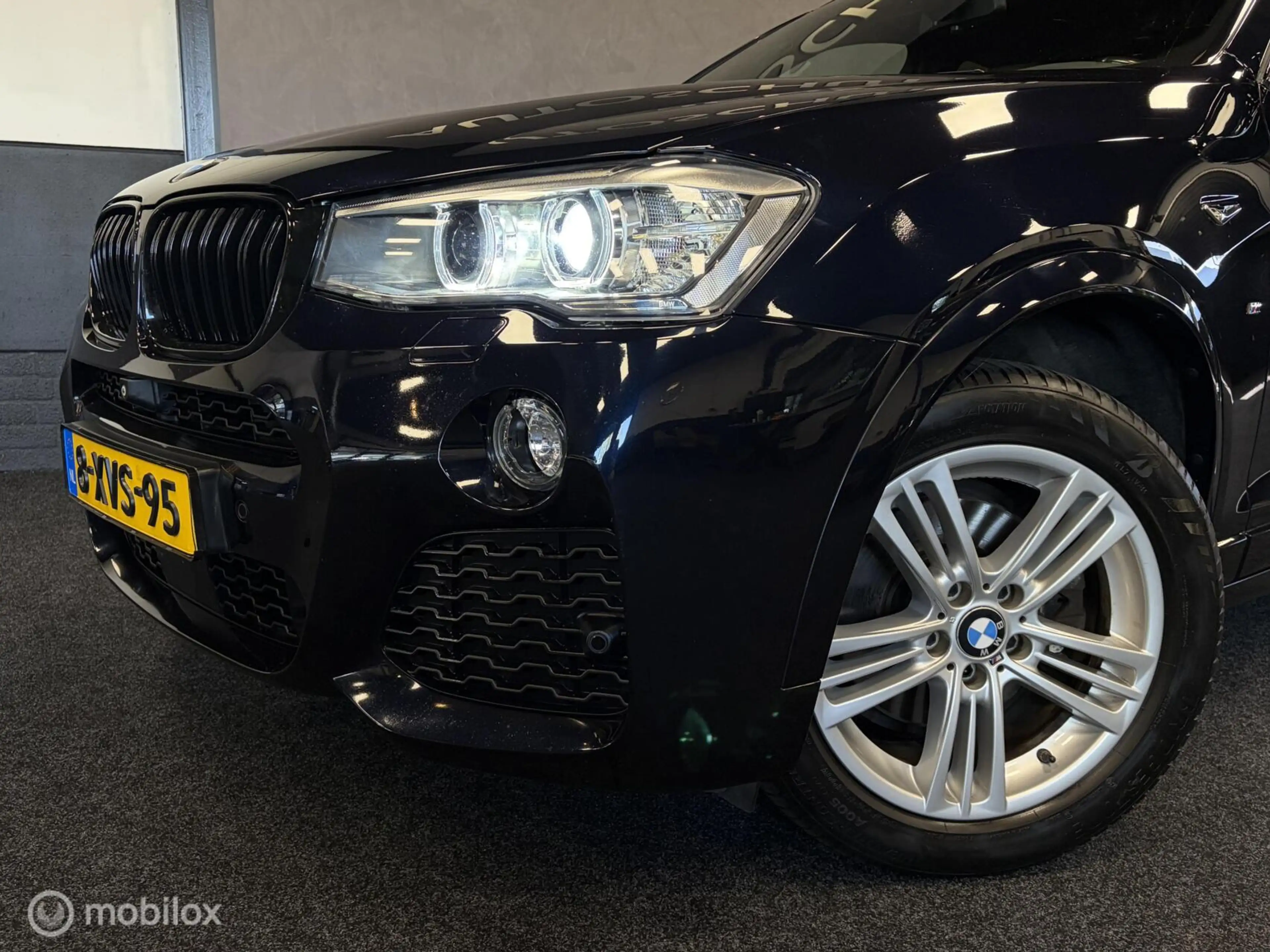 BMW X4 xDrive20i High Executive M SPORT CARBONSCHWARZ / L — photo 3