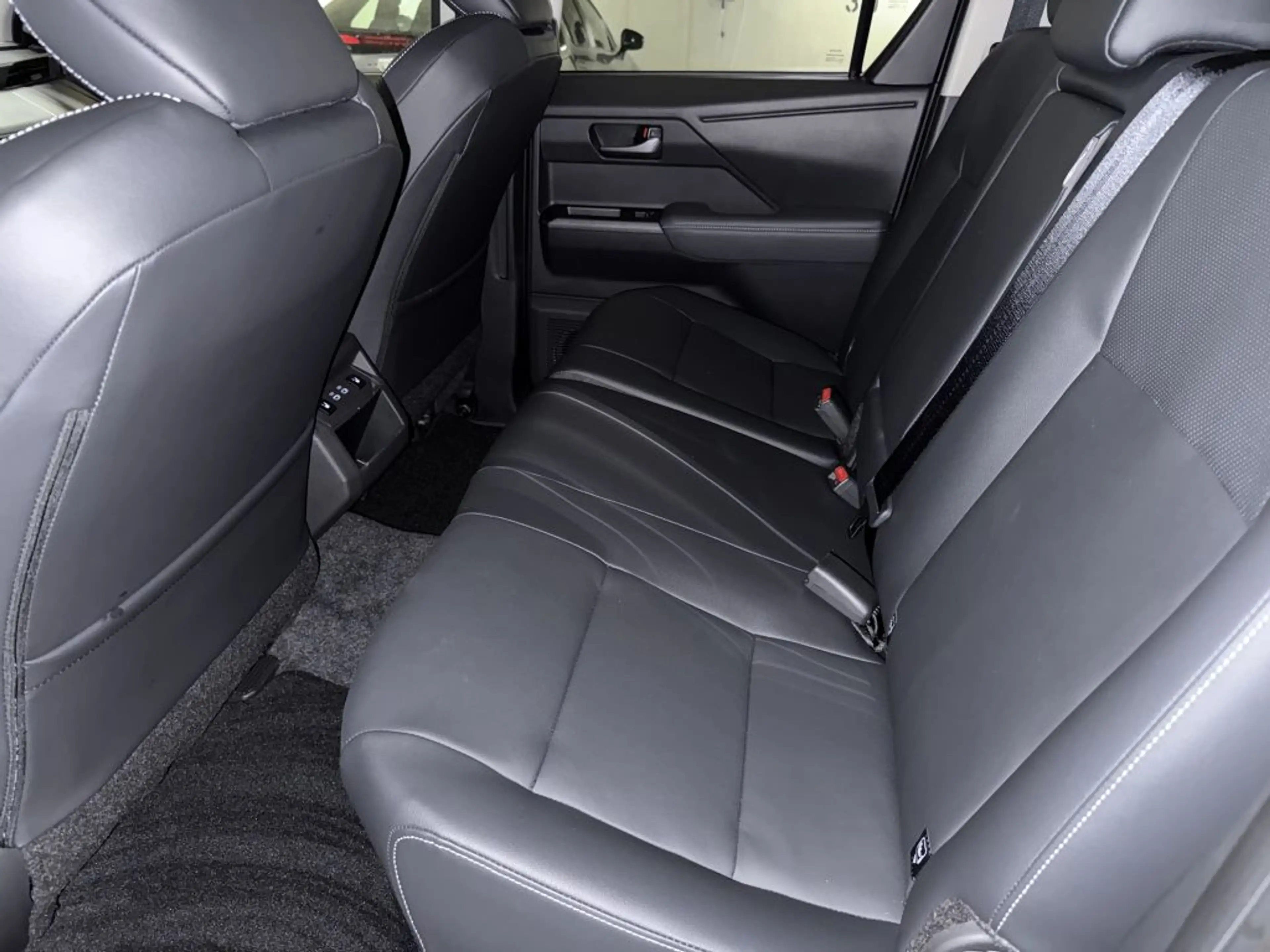 Toyota Hilux 2.8 Mild-Hybrid Invincible MY2026,JBL,360°,sofort — photo 10