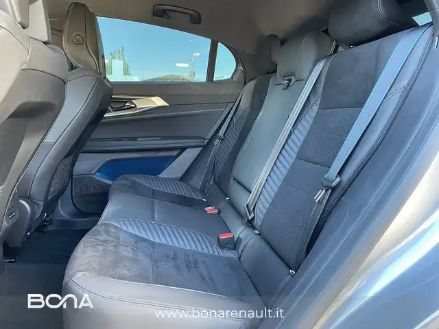 Renault Rafale view 8