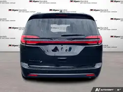 Chrysler Pacifica 2027