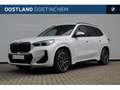 BMW iX1 xDrive30 M Sport / Panoramadak / Sportstoelen / Ad Wit - thumbnail 1