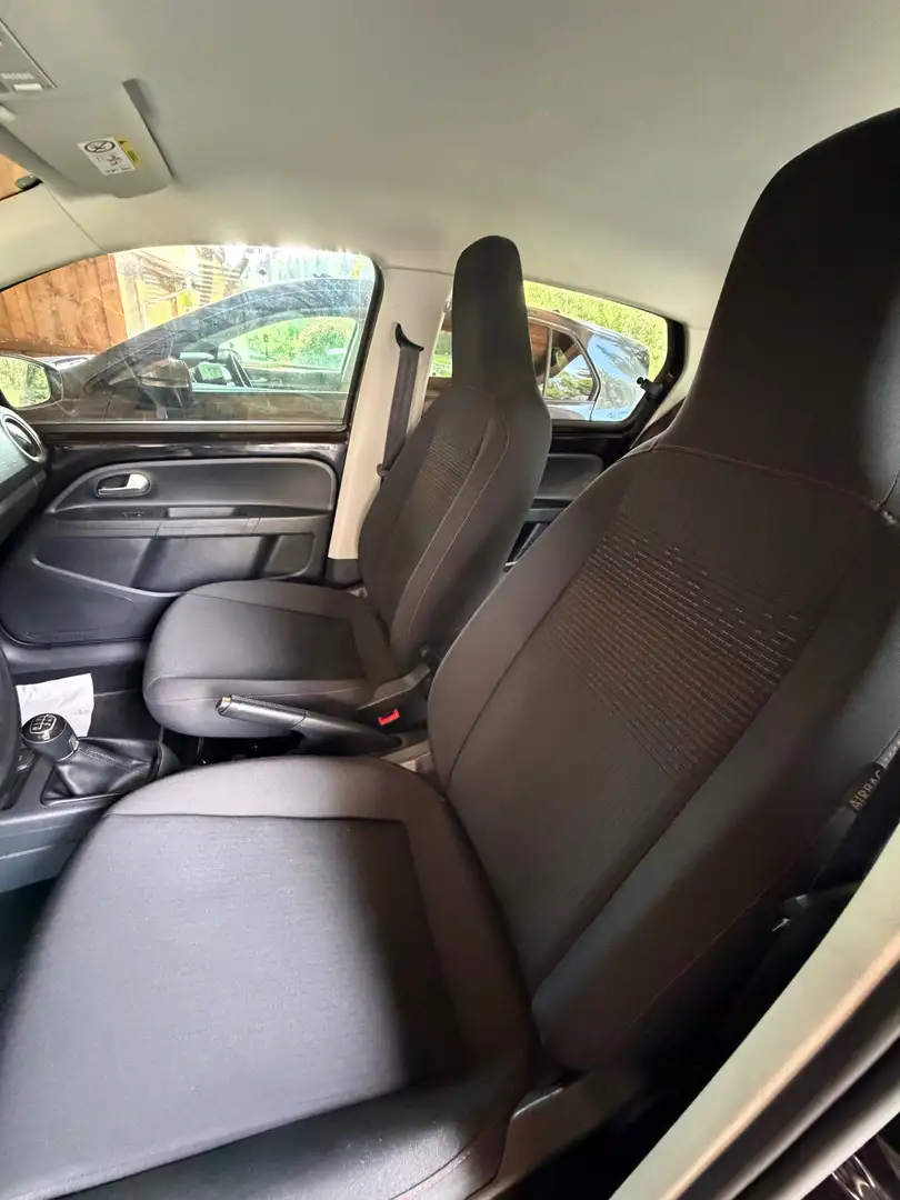 Volkswagen up! Up 1,0 Sky TSI BMT Sky Schwarz - 2