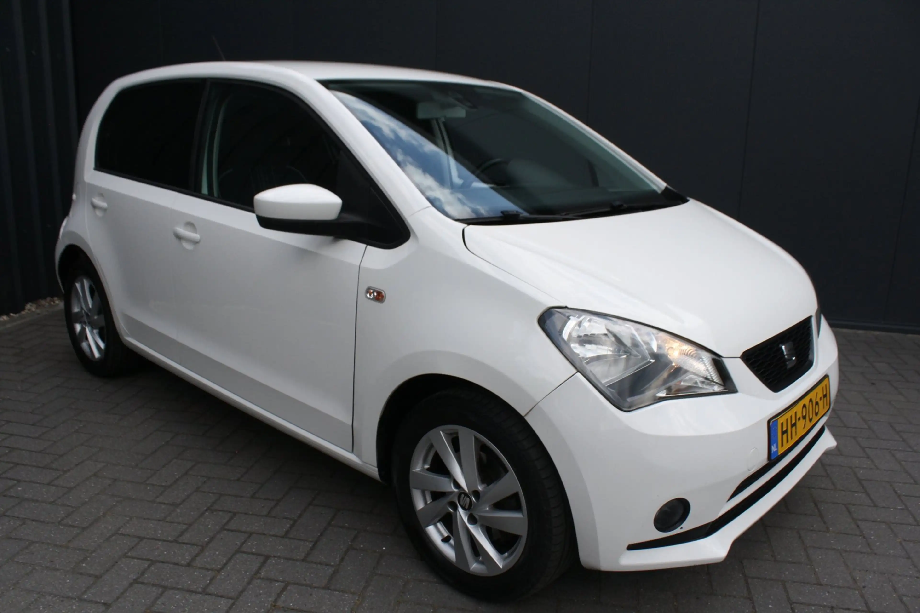 SEAT Mii 1.0 Sport Connect - AIRCO - PDC - CRUISE CONTROL - — photo 8