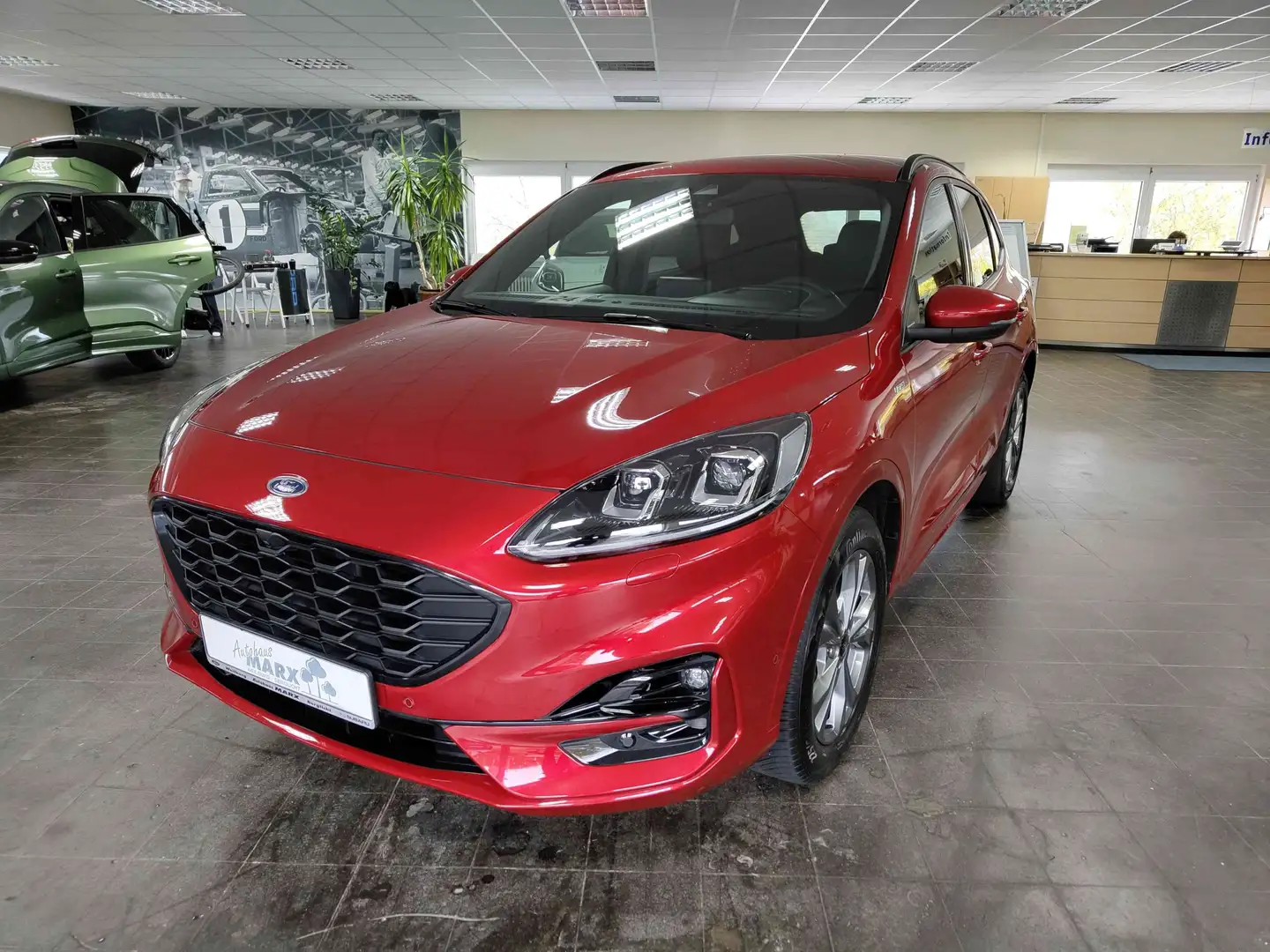 Ford Kuga ST-Line Rot - 1